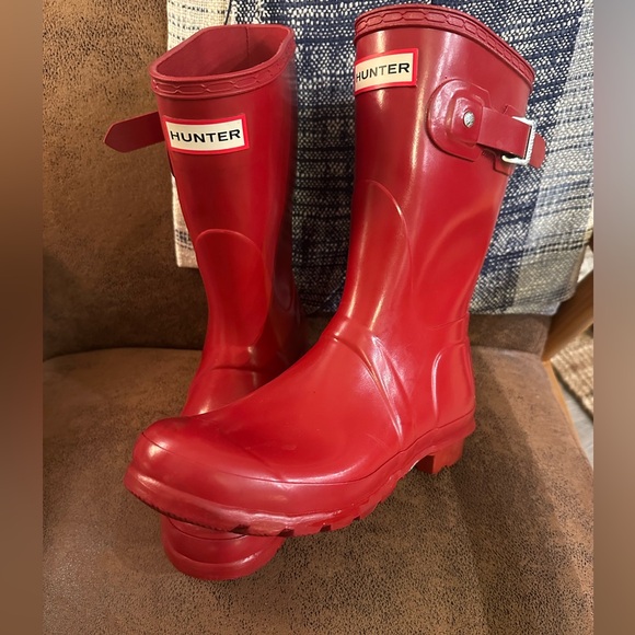 Hunter Boots and Socks EUC - Picture 2 of 6